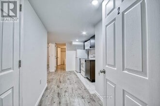 1389 Military Trail in Toronto, ON - Building Photo - Building Photo