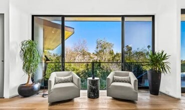 727 N Beverly Glen Blvd in Los Angeles, CA - Building Photo - Building Photo