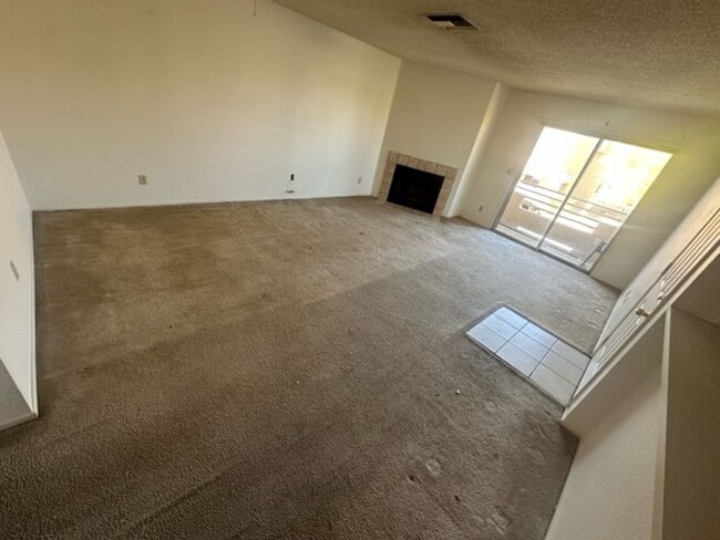 2243 Aspen Mirror Way in Laughlin, NV - Building Photo - Building Photo