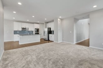 4933 Wanderlust Way in Gig Harbor, WA - Building Photo - Building Photo