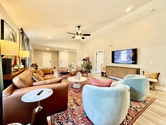 7853 2nd St in West Chester Township, OH - Building Photo - Building Photo