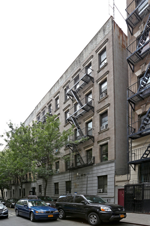 164-172 W 141st St in New York, NY - Foto de edificio