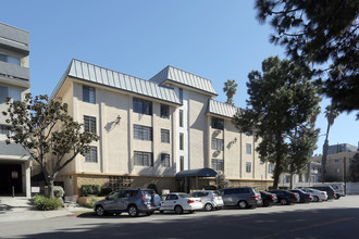 456 S Harvard Blvd in Los Angeles, CA - Foto de edificio - Building Photo