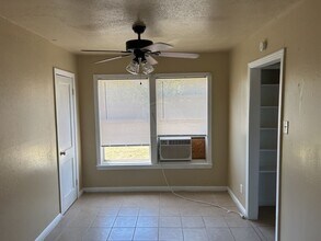 915 Stetson Ave in Killeen, TX - Building Photo - Building Photo