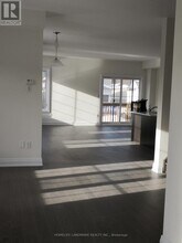 7 Moonseed Ln in Richmond Hill, ON - Building Photo - Building Photo