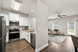 25806 Pollard Rd in Daphne, AL - Building Photo - Building Photo