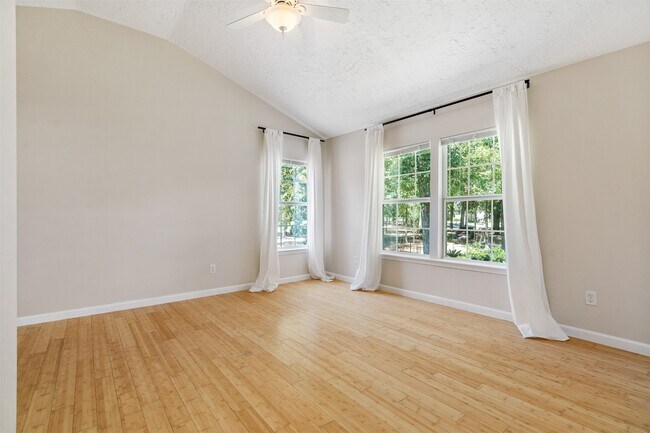 3219 Chippers Crossing