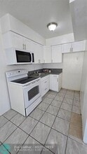 2501 Pierce St in Hollywood, FL - Foto de edificio - Building Photo