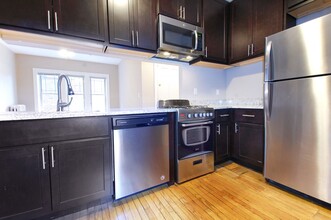 1337.5 W Touhy Ave-Unit -Z 1331-3S in Chicago, IL - Building Photo - Building Photo