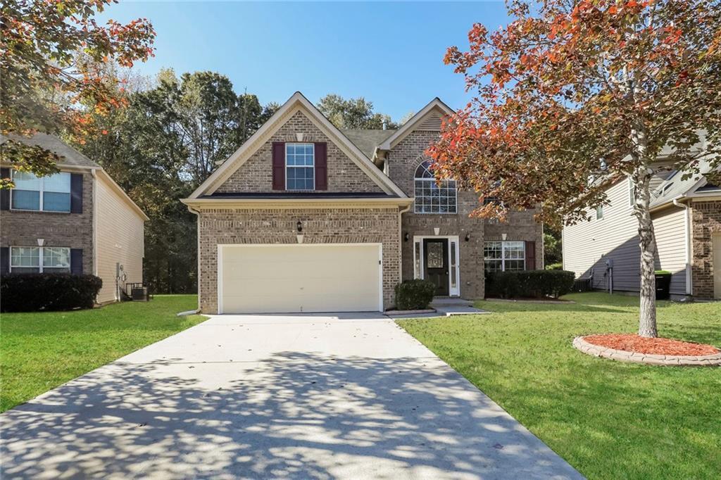 7677 Bowhead Ct in Fairburn, GA - Building Photo