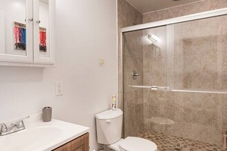 4950 Fitch Pl NE in Washington, DC - Foto de edificio - Building Photo