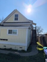 1139 Franklin St in Red Bluff, CA - Building Photo
