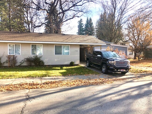 1144 N 11th St in Coeur d'Alene, ID - Building Photo - Building Photo