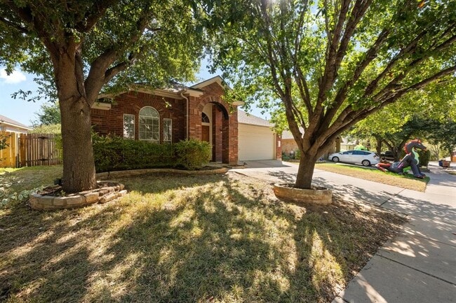 10409 Yellowstone Dr in Austin, TX - Building Photo - Building Photo