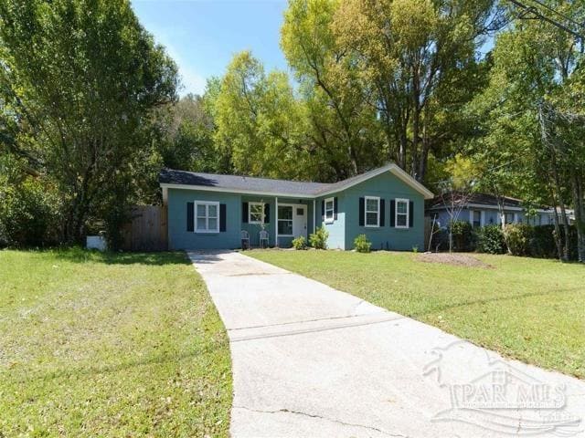 property at 4513 Versailles Dr