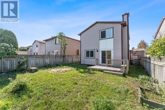 19 Hewitt Way in Ottawa, ON - Building Photo - Building Photo