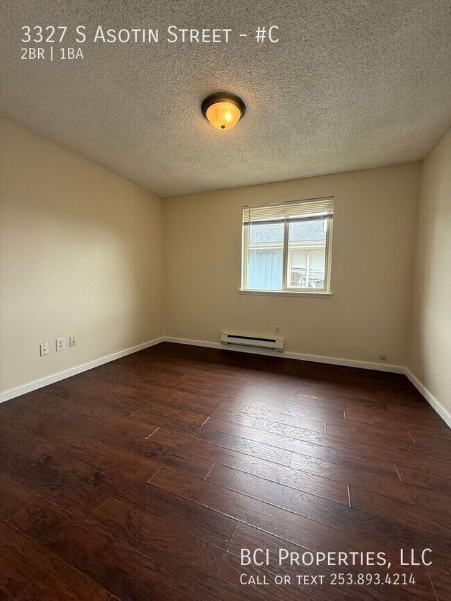 3327 S Asotin St in Tacoma, WA - Building Photo - Building Photo