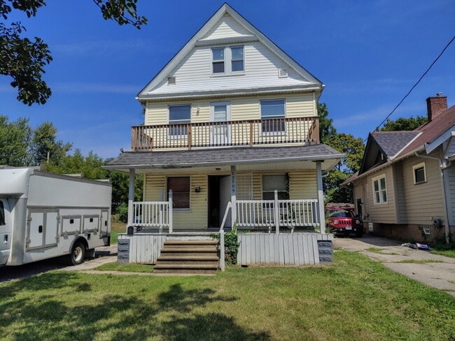 property at 13509 Svec Ave