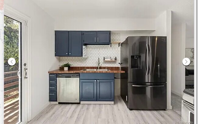 1474 S Helena Cir in Aurora, CO - Building Photo - Building Photo