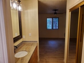 18111 N Meadow Dr in Pioneer, CA - Building Photo - Building Photo