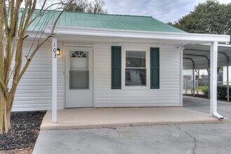 103 Smallridge St in Aiken, SC - Building Photo - Building Photo