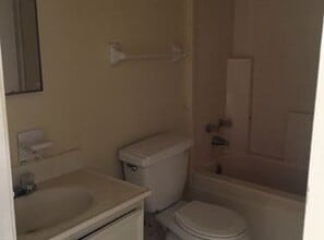 726 Richmond Ave in Memphis, TN - Building Photo - Building Photo