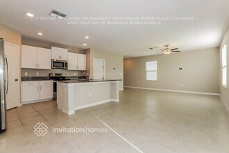 11247 Riley Pines Cir in Gibsonton, FL - Building Photo - Building Photo