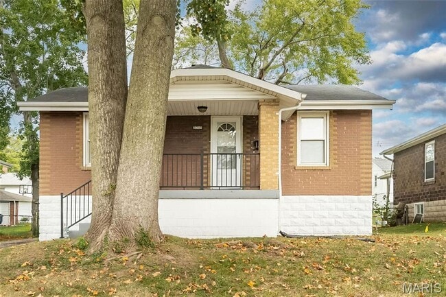 property at 3718 Edmundson Rd