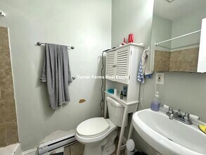 886 Huntington Ave, Unit 8 in Boston, MA - Foto de edificio - Building Photo