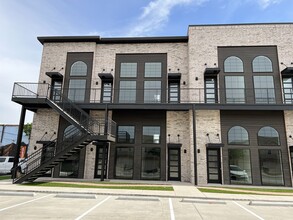 Overton Lofts in Lubbock, TX - Building Photo - Building Photo