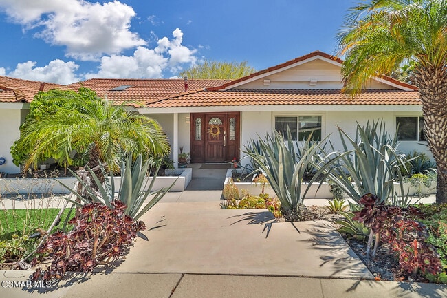 property at 1117 Woodridge Ave