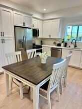 2681 Pomeroy Ave in Los Angeles, CA - Foto de edificio - Building Photo