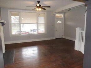 325 N Murtland St in Pittsburgh, PA - Building Photo - Building Photo