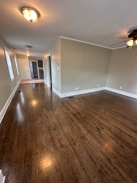 310 W Scott St in Milwaukee, WI - Foto de edificio - Building Photo