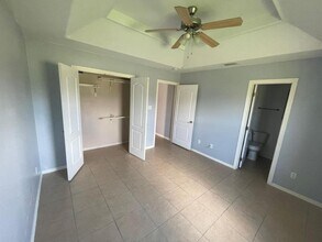 803 W Emerald Dr in Pharr, TX - Building Photo - Building Photo