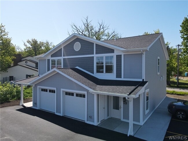 8989 Iroquois St in Angola, NY - Building Photo - Building Photo