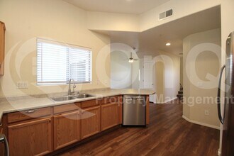 8078 W Mary Jane Ln in Peoria, AZ - Building Photo - Building Photo