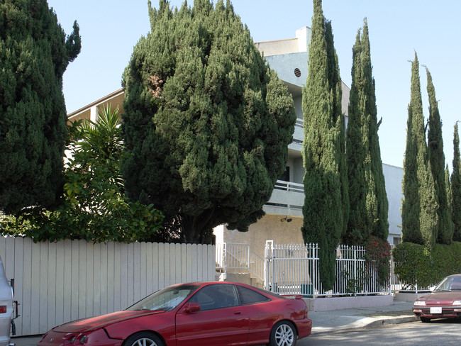 5533 Barton Ave in Los Angeles, CA - Foto de edificio - Building Photo