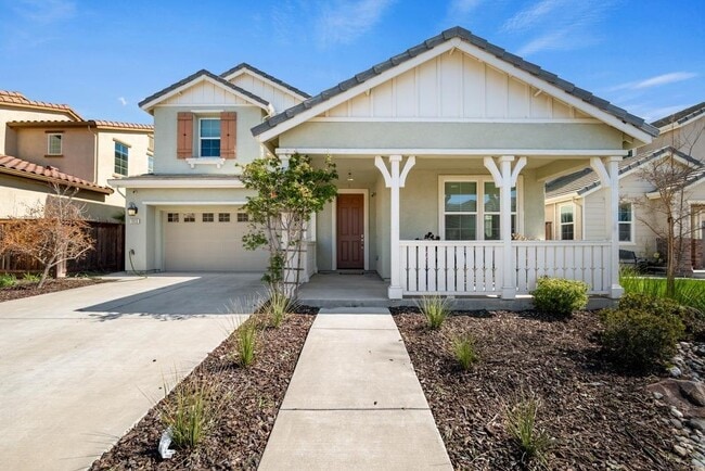 1913 Earl Ct in Woodland, CA - Building Photo - Building Photo