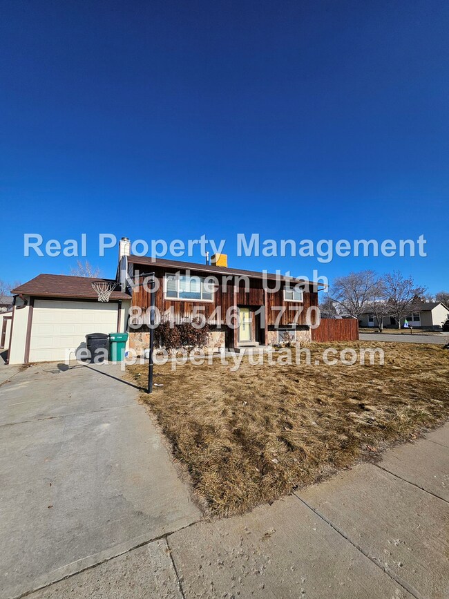 651 W 550 N in Clearfield, UT - Building Photo - Building Photo