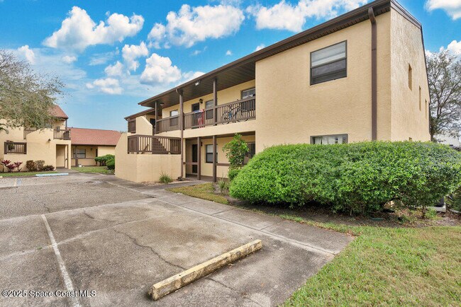 5610 N Banana River Blvd in Cocoa Beach, FL - Building Photo - Building Photo
