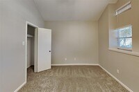 7761 Springville Dr photo'