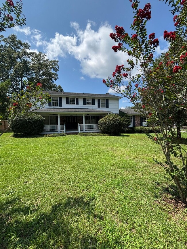 property at 1507 Broad St