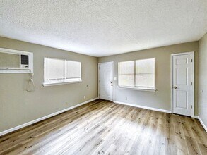 6108 Welworth Ave in East Ridge, TN - Foto de edificio - Building Photo