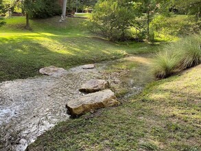 9304 Flintrock Cir in Austin, TX - Building Photo - Building Photo
