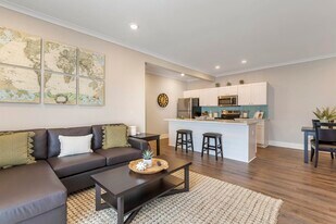 The Pointe Grand Apartment Homes in Kingsland, GA - Building Photo