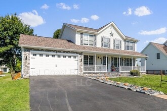 77 Grassy Meadow Rd in Charles Town, WV - Building Photo - Building Photo