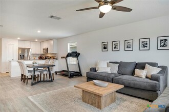 2907 Whinchat in Canyon Lake, TX - Building Photo - Building Photo