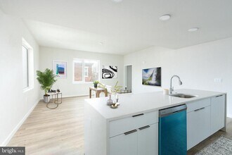 1130 N Delaware Ave in Philadelphia, PA - Building Photo - Building Photo
