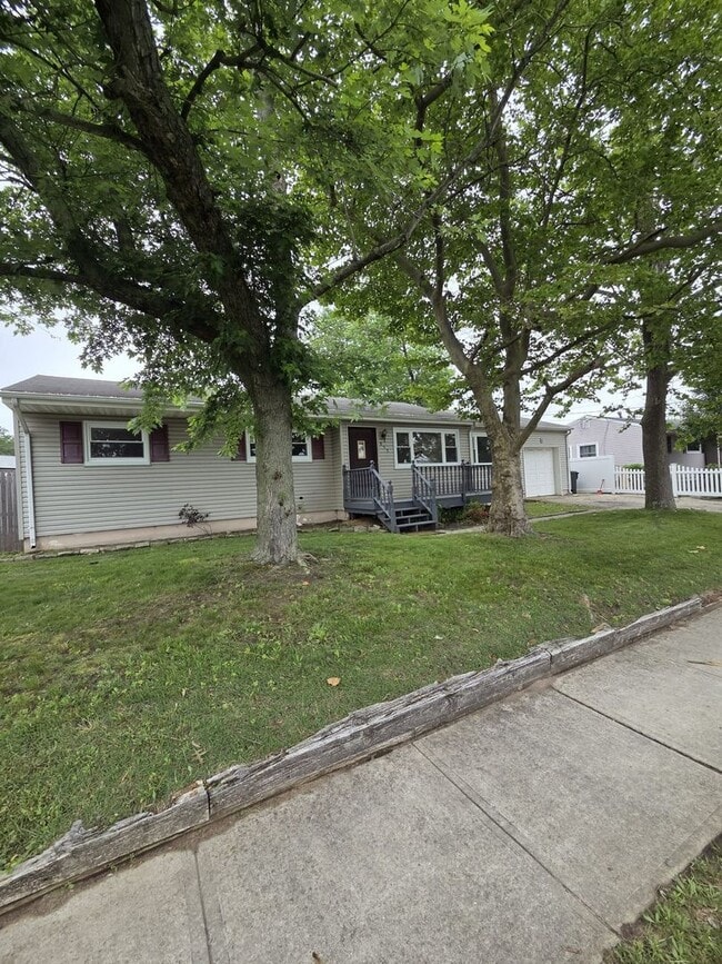 property at 955 Egret Dr